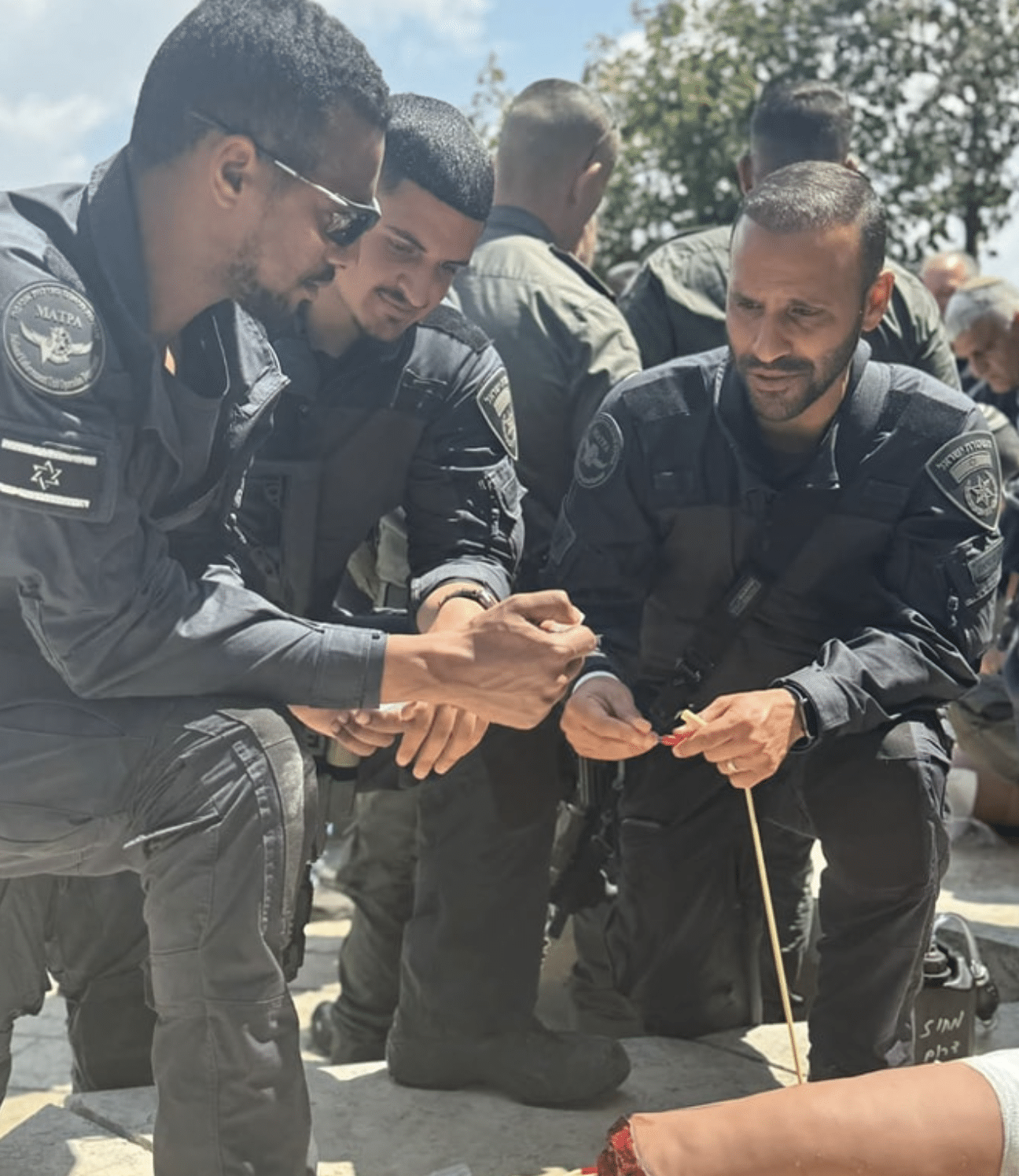Read more about the article Hundreds of Israel Police Officers Spend The Day At Shaare Zedek